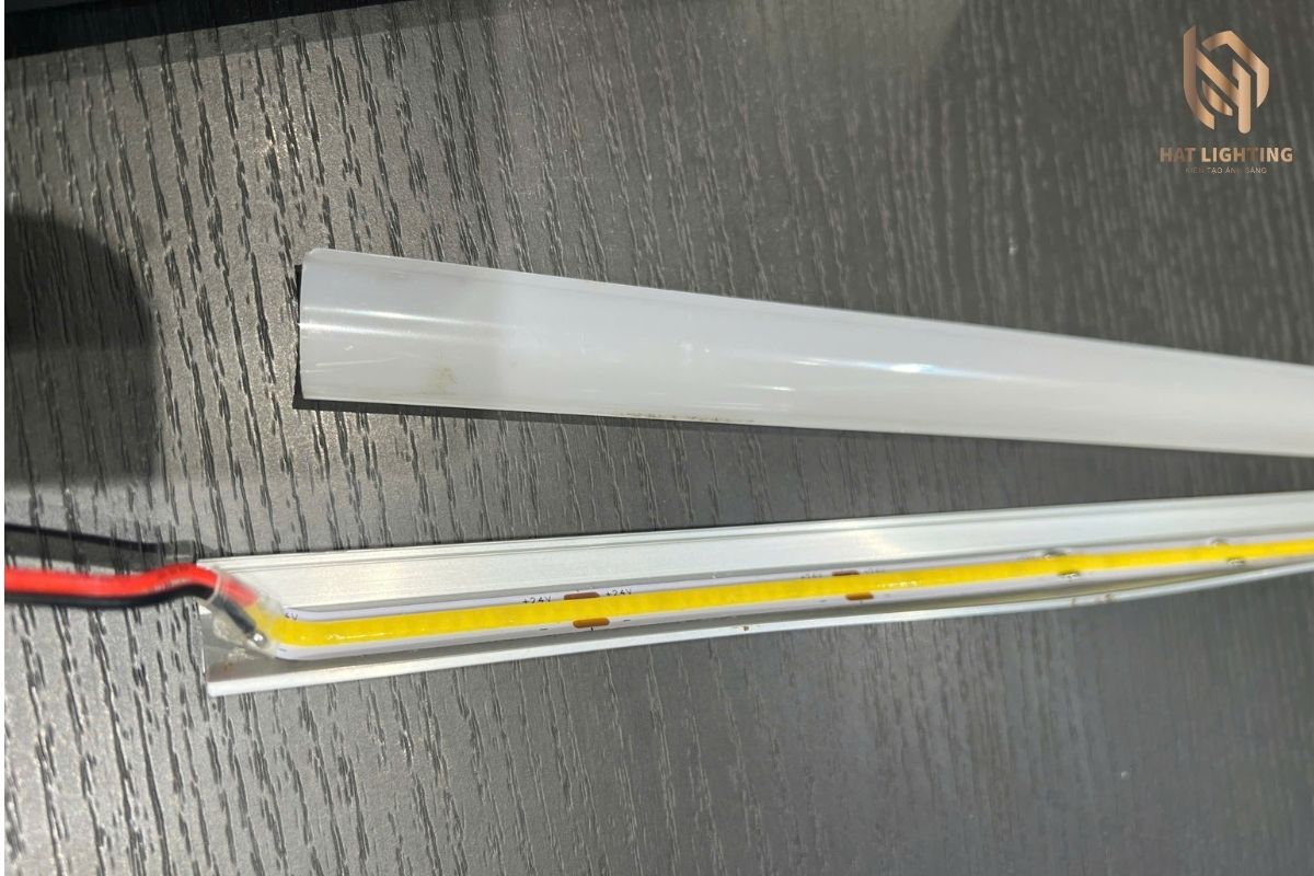 Led Hắt Trần Không Lắp Mica: Có Nên Hay Không?